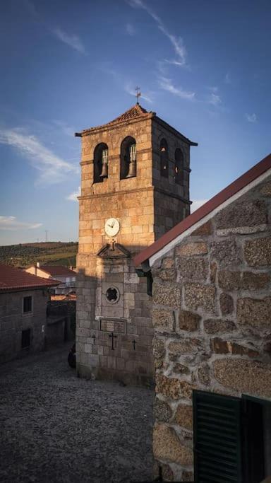Casa Da Praca Villa Freixo de Numao Eksteriør bilde